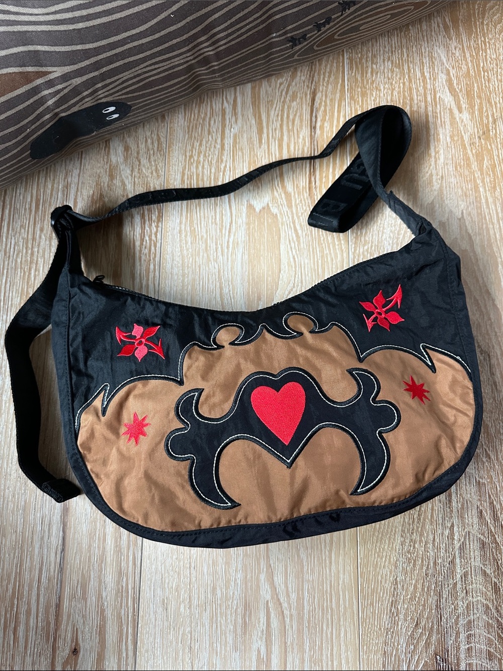 NWT Baggu Medium Nylon Crescent Bag Western Appliqué colorway
